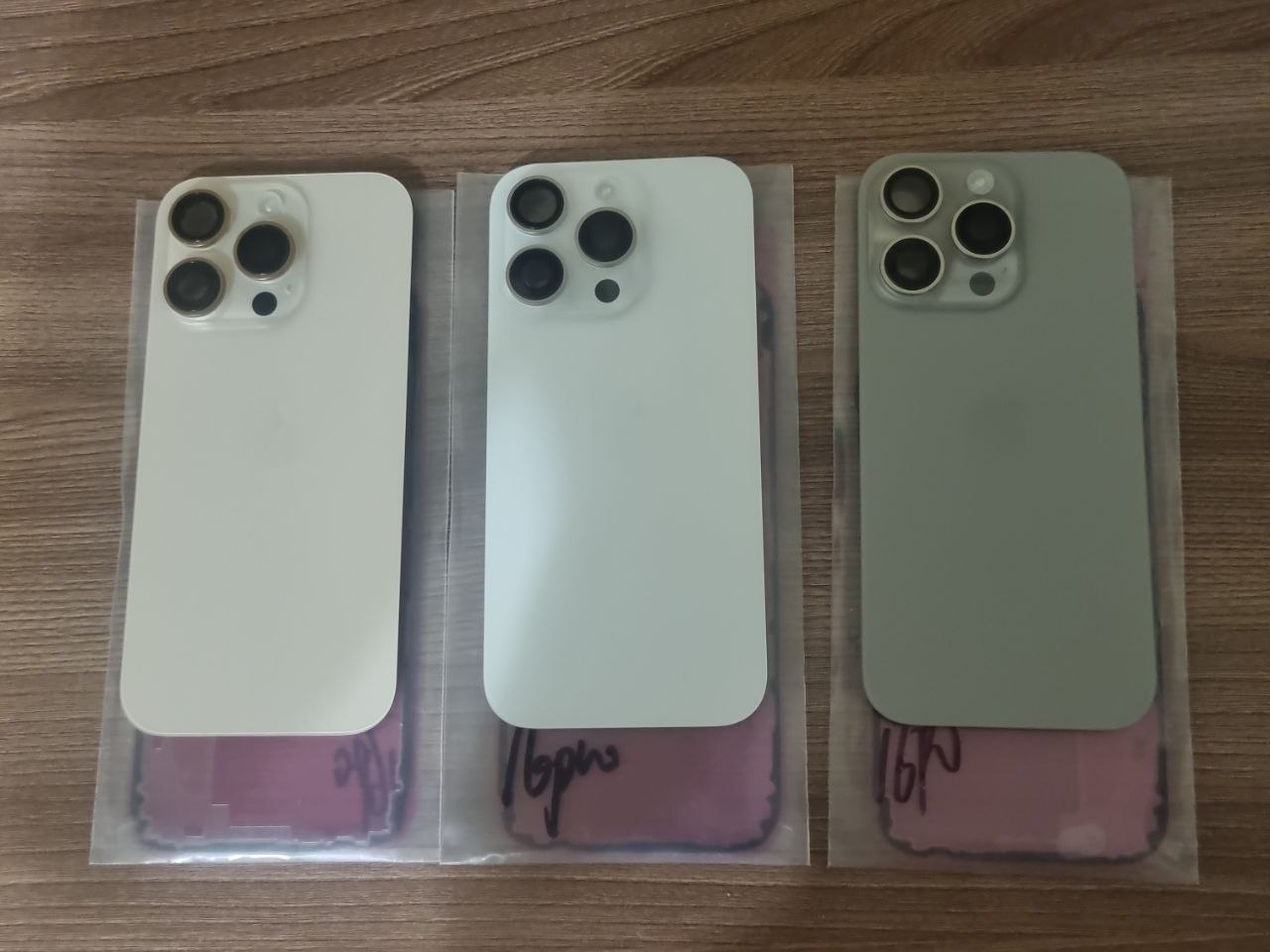 задняя крышка на iphone 16 pro